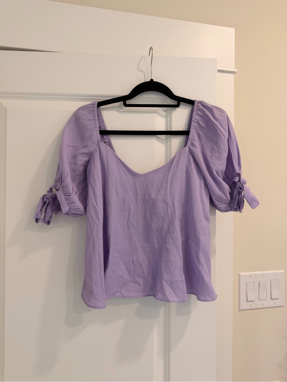 DO+BE Lavender Puff Sleeve Tie Blouse